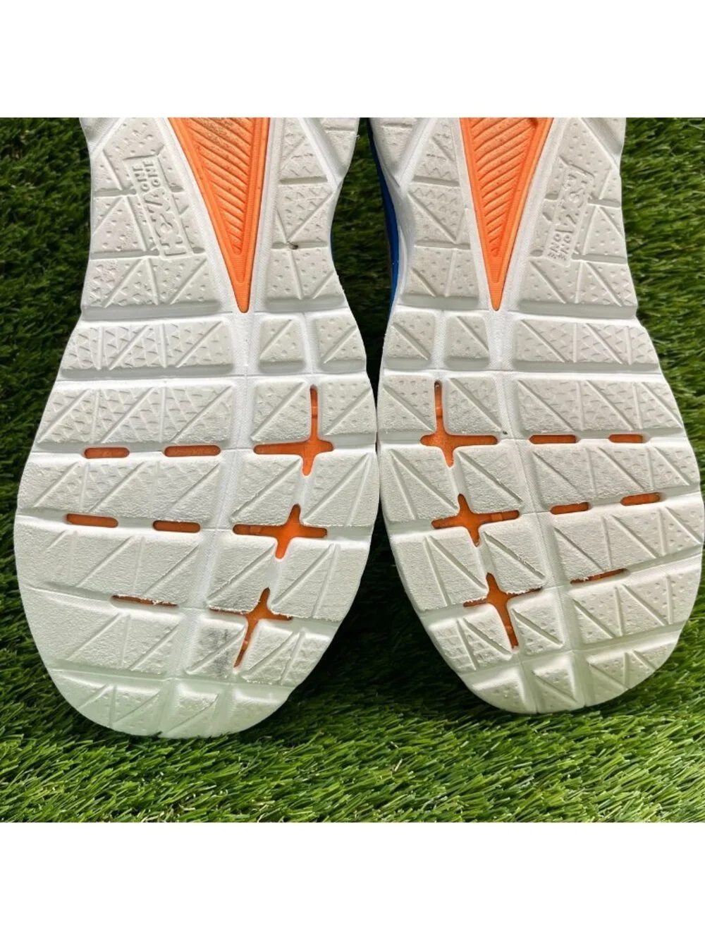 Hoka seller notes